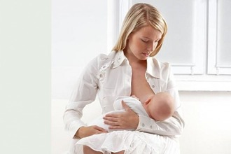 Грудничкам необходимо частое прикладывание к груди Грудной ребенок