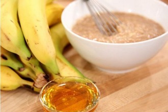 Детям дошкольного и старшего возраста можно добавлять бананы в различные сладости Десерт