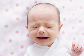 Если у ребенка в 3 месяца запор, необязательно сразу же думать о наличии проблемы Ребенок