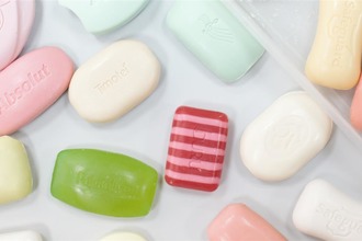 Можно ли использовать мыло при запорах у новорожденных? Мыло