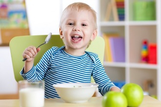 Коррекция режима и рациона питания будет являться лечебным мероприиятием Питание