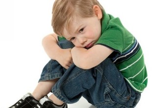 При сильных эмоциональных потрясениях возможно появление нервного поноса Нервы