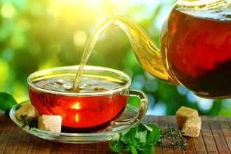 Для устранения поноса подойдет только обычный листовой чай Напиток