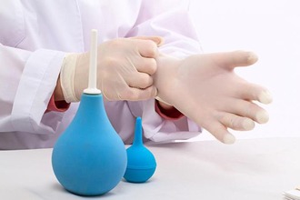 Гипертоническая клизма рассчитана на усиление перистальтики Врач