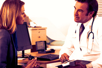 Врач советует как принимать крем-воск Здоров при геморрое