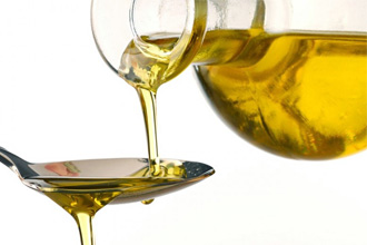 Как правильно употреблять растительное масло? Как правильно употреблять растительное масло?